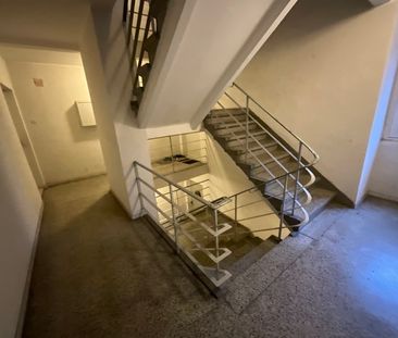 Moderne 4-Zimmer-Dachgeschosswohnung mit Balkon in zentraler Lage v... - Foto 5