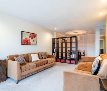 2458 Kaladar Avenue - 1 - Photo 2