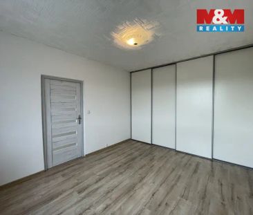 Pronájem bytu 2+kk v Děčíně, ul. Severní - Photo 1