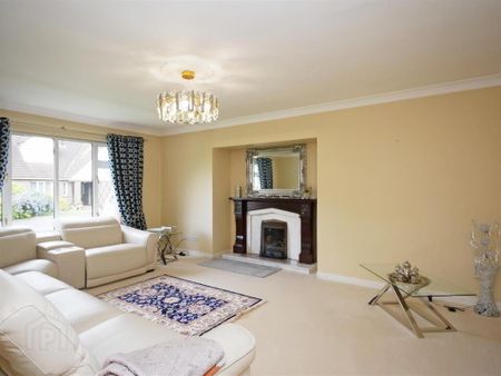 24 Baronscourt Avenue, Saintfield Road, Carryduff, Belfast, BT8 8BG - Photo 3