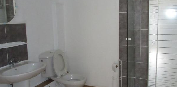 Location Appartement 2 pièces 27m² LA FERTE MACE 61600 - Photo 2