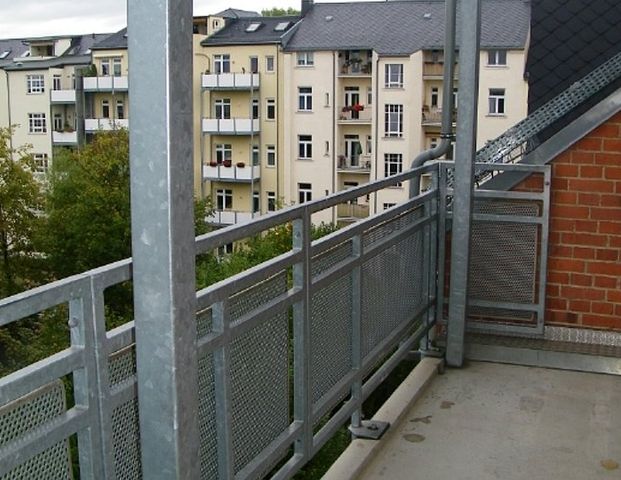 DACHGESCHOSS - BALKON - AUFZUG - STELLPLATZ - Photo 1