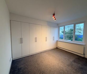 4 Bed Terraced House, Evelyn Avenue, NW9 - Photo 2