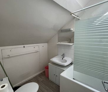 Beau studio en location de 13,70m², situé rue du Champ des Oiseaux à Rouen, 403€ charges comprises - Photo 5