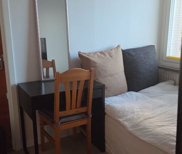 Vallhornsgatan, Bandhagen - Photo 1