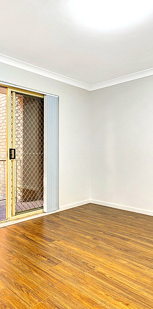 Unfurnished one bedroom apartment - Photo 1