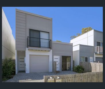 2/2E David Street, Burpengary, Qld 4505 - Photo 2