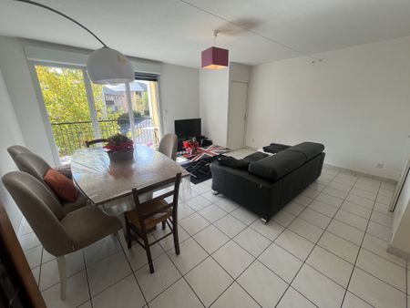 Location Appartement 3 pièces 63m² RODEZ 12000 - Photo 2