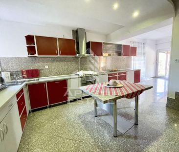 Casă 8 camere, prima inchiriere, 2 garaje, in Braytim - Fotografie 6