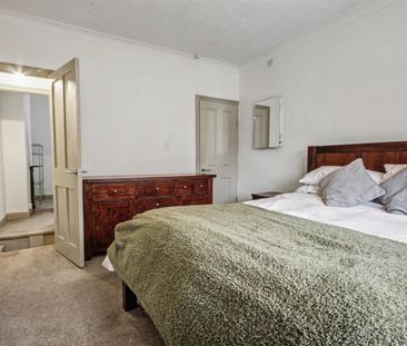 2 Bedroom House to let - Photo 4