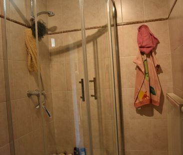 2 slaapkamer appartement met klein koertje - Photo 5