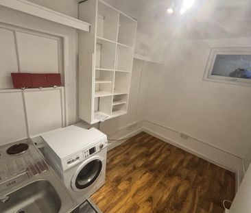 The Avenue - Photo 1