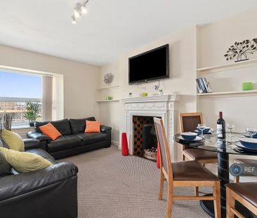 6 bedroom maisonette to rent - Photo 1