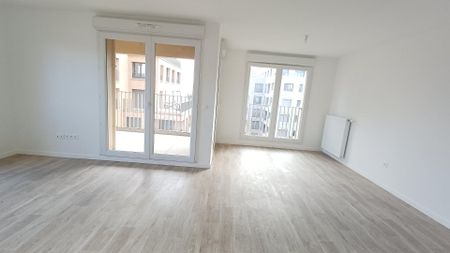 location Appartement T4 DE 81.4m² À BOBIGNY - Photo 2