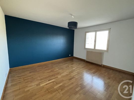 Location Maison 5 pièces 197m² BOULLEVILLE 27210 - Photo 1