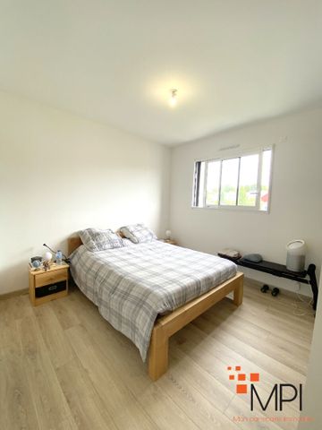 Location Maison 6 pièces 113m² - Photo 2