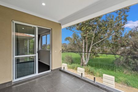 Brand New 2-Bedroom, 2-Bathroom Home - Modern Living by the River in South Yunderup - Photo 2