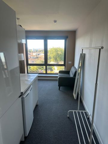 1 bedroom flat to rent - Photo 4