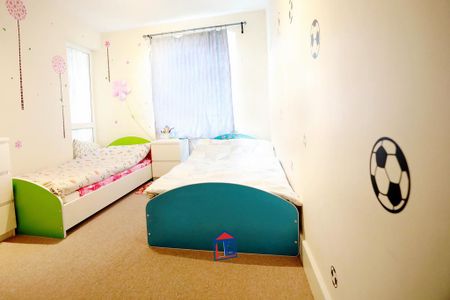 3 bedroom flat to rent - Photo 3