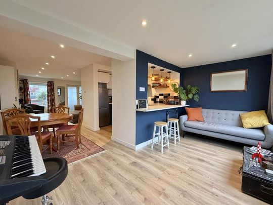 3 bedroom semi-detached house to rent - Photo 1