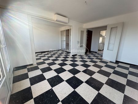 LOCATION d'un appartement de 3 pièces (69 m²) à Miramas, - Photo 4