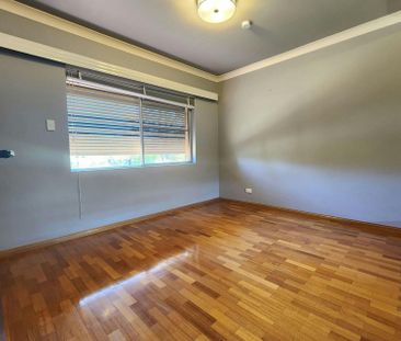 Huge Home - Perfect For Extended Family - Views As Far As The Eye C... - Photo 5