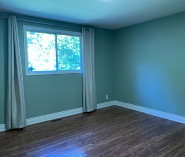 For Lease - 63 Kilpatrick Drive, East Gwillimbury, Ontario - Photo 3