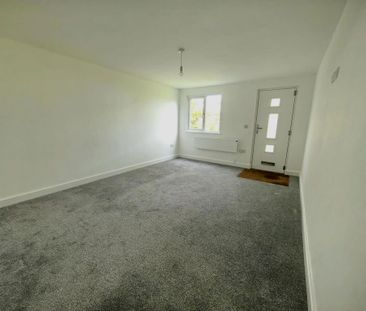 2 bedroom end of terrace house to rent - Photo 2