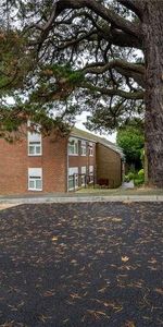 Burhill Grove, Pinner, HA5 - Photo 4