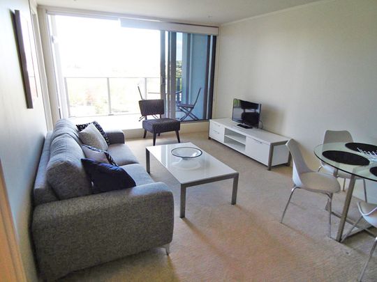 Fully Furnished Home - Photo 1