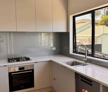 Brand new 3 bedroom house - Photo 1