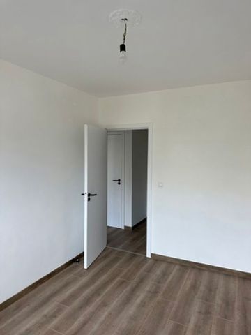 Appartement te huur - Photo 3