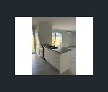 Four Bedroom Home in Logan Reserve - Photo 4