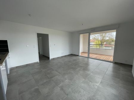 EAUNES / Location Appartement 64 m² - Photo 3