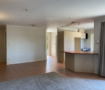 Dannemora family home - Photo 6