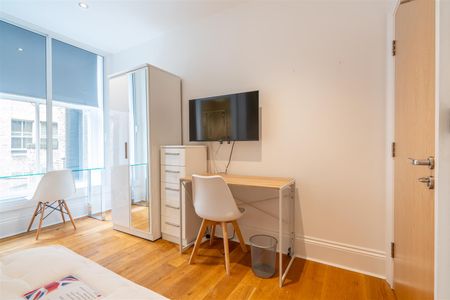 3 bed apartment to rent in Grainger Street, Newcastle Upon Tyne, NE1 - Photo 5