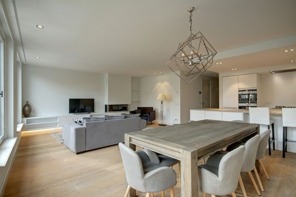 Oudezijds Voorburgwal 302D, 1012 GL, Amsterdam - Photo 1