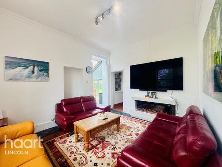 8 bedroom detached house to rent - Photo 2