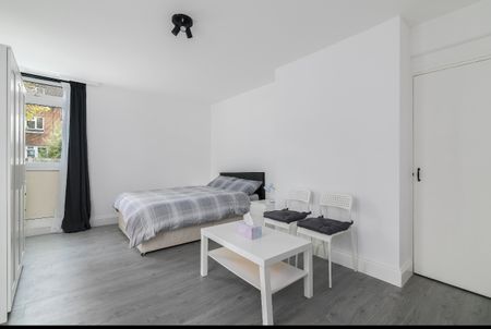 Studio Flat, Briggs House, E2 - Photo 2