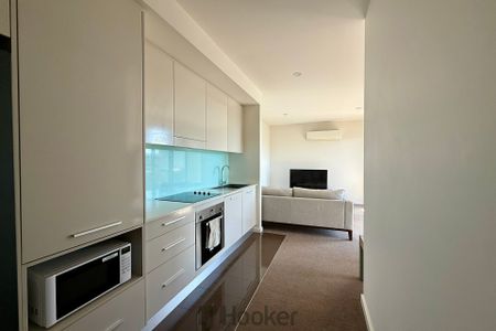 Neat & Convenient 1 Bedroom Unit in Belmont - Photo 3
