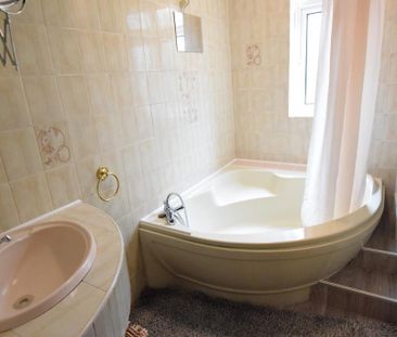 Bournemouth Lansdowne House Christchurch Road, BH1, Dorset - Photo 3