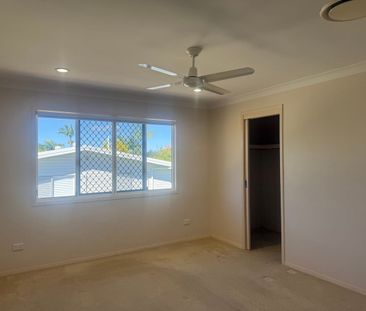 Townhouse - Prime Location!! - Photo 2