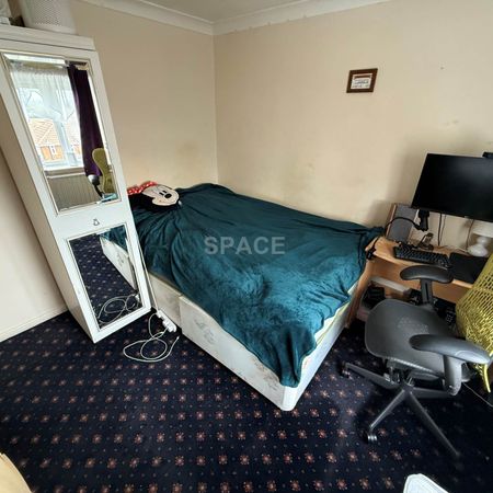 Brybur Close, Reading - Photo 3