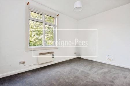 York Road, Guildford - Photo 3