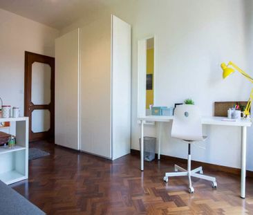 Viale Giovanni Vicini, Bologna, Emilia-Romagna 40134 - Photo 4