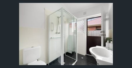 Low-Maintenance Living in a Prime Campbelltown Location - Photo 5