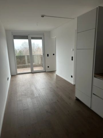 Sonnige, barrierefreie Wohnung Nahe dem Strebersdorfer Platz- Wohnen mit Stil, Blick ins Grüne - Foto 3
