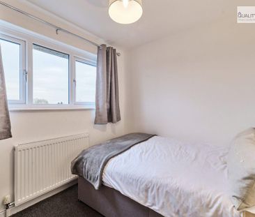 4 bedroom detached house to rent - Photo 6