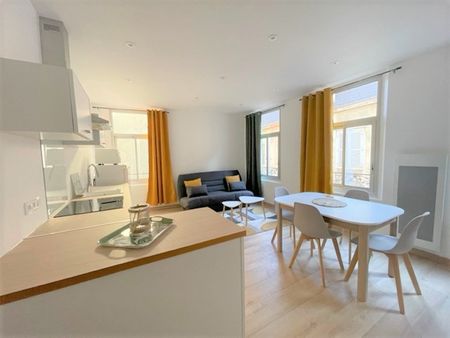 Location Appartement 2 pièces 45m² - Photo 2