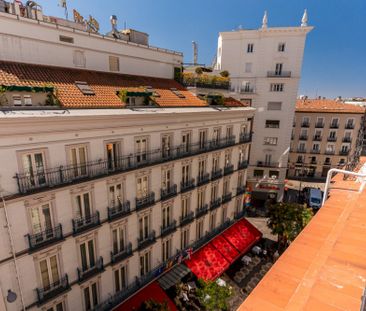 Wonderful room in Preciados - Photo 5